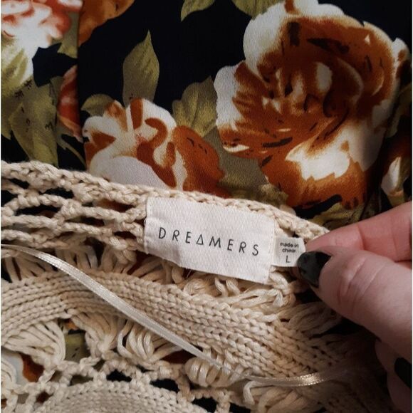 Dreamers floral crochet cardigan/cover up - Picture 5 of 6